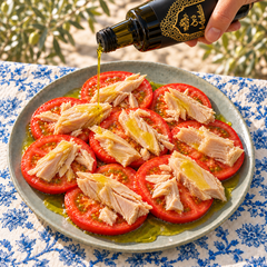Fresh Tomato Salad with White tuna