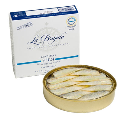 Small Sardines do Xeito in Olive Oil 20/25 pcs La Brujula 130g Tin