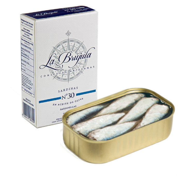 Small Sardines in Olive Oil 12/15 pcs La Brujula 115g Tin | Sardinillas en Aceite de Oliva 12/15 Pc La Brujula 115g