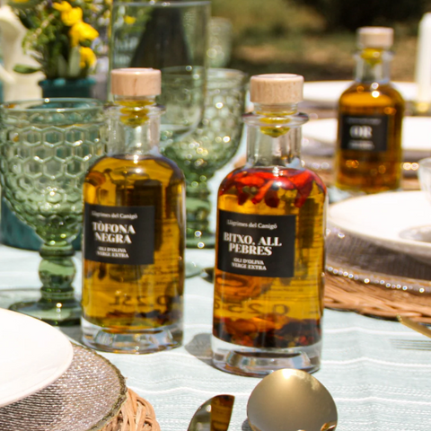 Argudell E.V. Olive Oil Infused With Chilli, Garlic And Peppers | Aceite de Oliva E.V. Argudell Infusionado con Cayena, Ajo y Pimienta