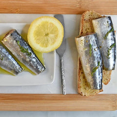 Sardines in Extra Virgin Olive Oil and Lemon JOSE Gourmet 120g Tin | Sardinas en Aceite de Oliva Virgen Extra y Limón JOSE Gourmet 120g Tin