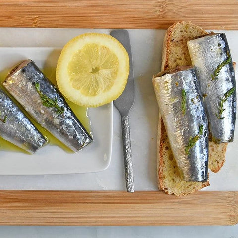 Sardines in Extra Virgin Olive Oil and Lemon JOSE Gourmet 120g Tin | Sardinas en Aceite de Oliva Virgen Extra y Limón JOSE Gourmet 120g Tin