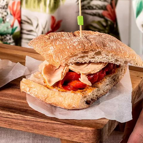 Red Peppers & Tuna Sandwich